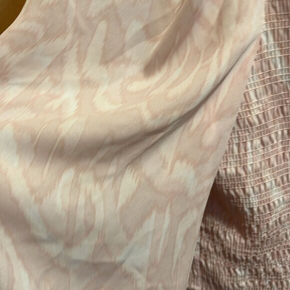 HALOGEN Blouse L Scrolling Pink Variegated Smocked Puff Sleeve Scrolling Fairy - Picture 5 of 12